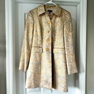 Bebe Gold vintage coat. Size med. never worn.